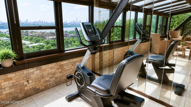 300 Gorge Road 53, Cliffside Park, NJ 07010