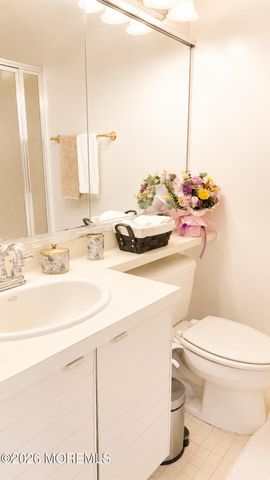 300 Gorge Road 53, Cliffside Park, NJ 07010