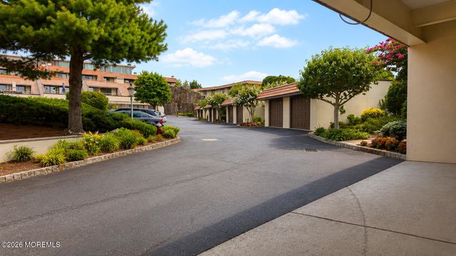 300 Gorge Road 53, Cliffside Park, NJ 07010