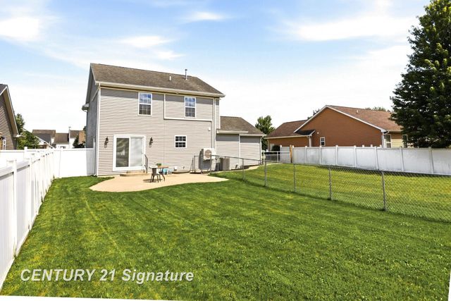 8433 Waxwing Drive, Freeland, MI 48623