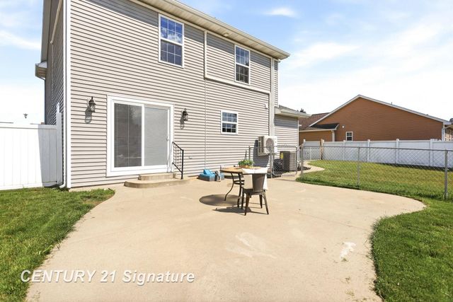 8433 Waxwing Drive, Freeland, MI 48623