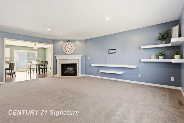 8433 Waxwing Drive, Freeland, MI 48623