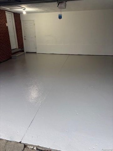 14611 Jacob Avenue, Eastpointe, MI 48021