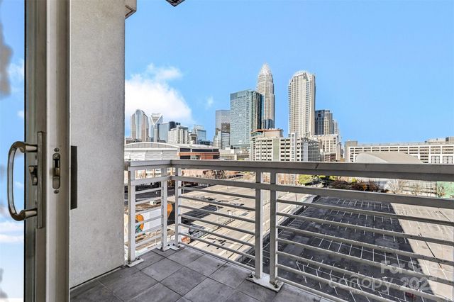 505 E 6th Street 1003, Charlotte, NC 28202