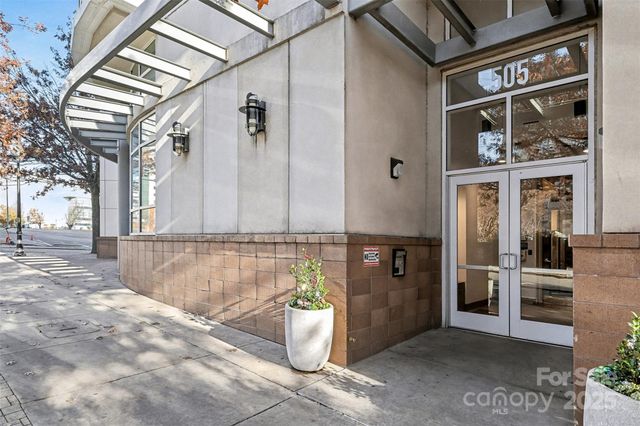 505 E 6th Street 1003, Charlotte, NC 28202