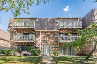229 W Court Of Shorewood 3B, Vernon Hills, IL 60061