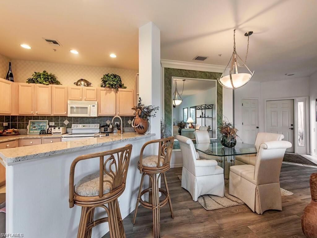 8225 Danbury BLVD E 1-102, NAPLES, FL 34120 — photo 2