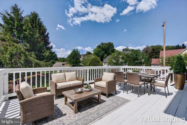 9000 FALCON GLEN CT, Bristow, VA 20136