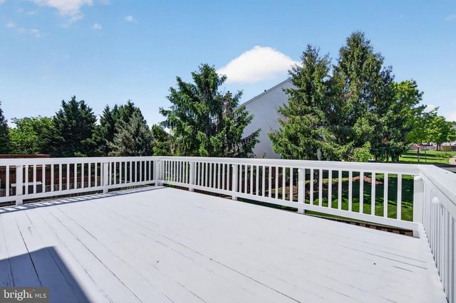 9000 FALCON GLEN CT, Bristow, VA 20136