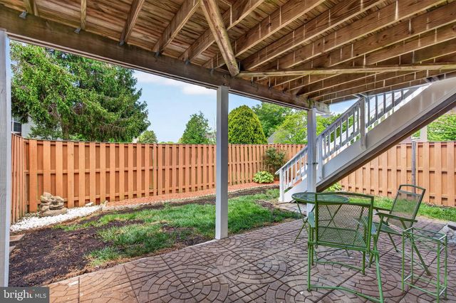 9000 FALCON GLEN CT, Bristow, VA 20136
