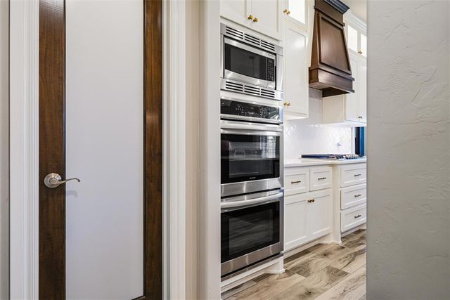 4304 NW 155th Place, Edmond, OK 73013