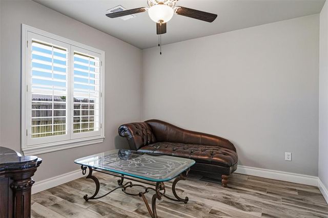 4304 NW 155th Place, Edmond, OK 73013