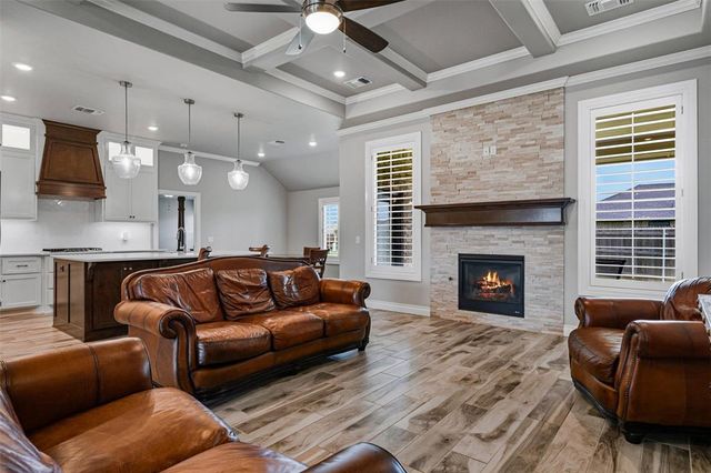 4304 NW 155th Place, Edmond, OK 73013