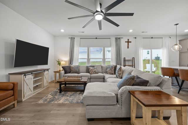 185 Horseshoe Place, Angier, NC 27501