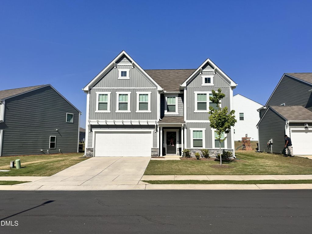 185 Horseshoe Place, Angier, NC 27501