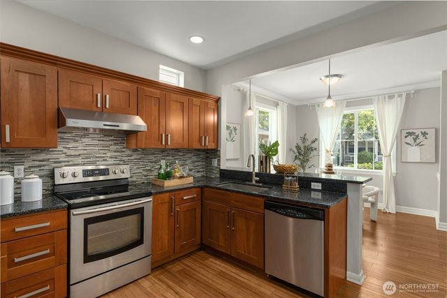 1919 25th Avenue NE, Issaquah, WA 98029