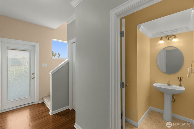 1919 25th Avenue NE, Issaquah, WA 98029