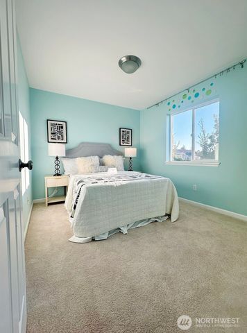1919 25th Avenue NE, Issaquah, WA 98029