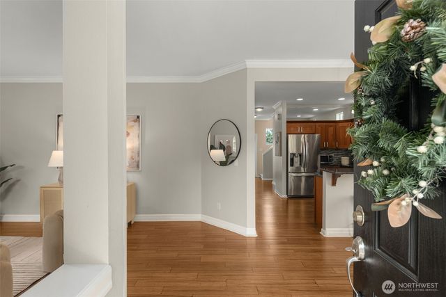 1919 25th Avenue NE, Issaquah, WA 98029