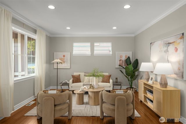 1919 25th Avenue NE, Issaquah, WA 98029