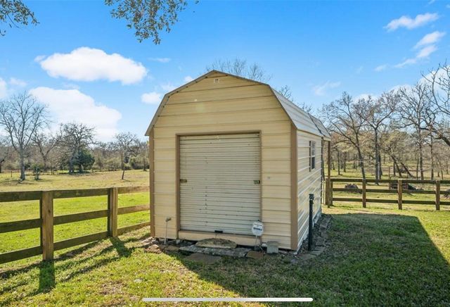 22349 Fm 359 Road, Hempstead, TX 77445
