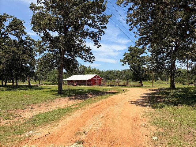 22349 Fm 359 Road, Hempstead, TX 77445