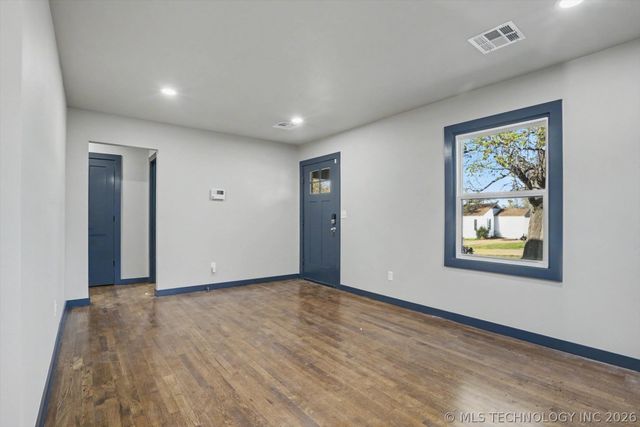 817 Henshaw Avenue, Sapulpa, OK 74066