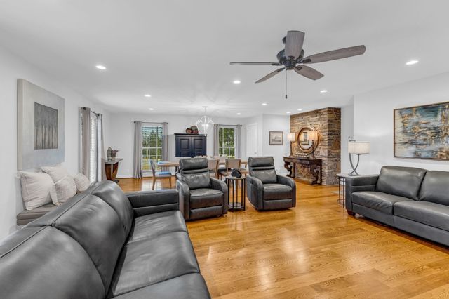 2058 Kidd Rd, Nolensville, TN 37135