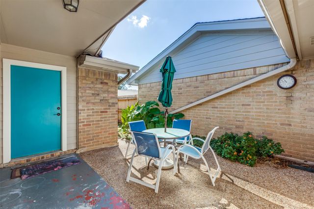 11127 Pinehurst DR C, Austin, TX 78747