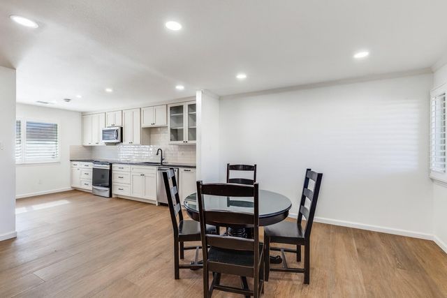 11127 Pinehurst DR C, Austin, TX 78747