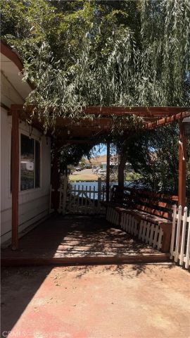 20683 B69 Waalew Rd B69, Apple Valley, CA 92307