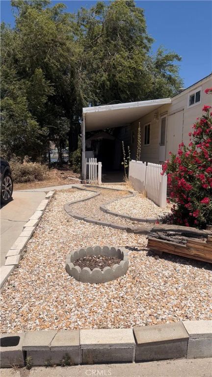 20683 B69 Waalew Rd B69, Apple Valley, CA 92307