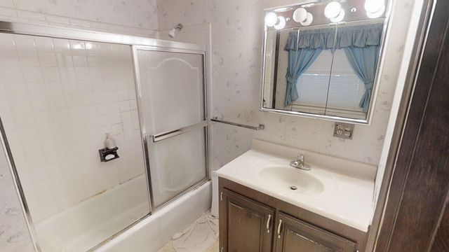 38 East Road, Plaistow, NH 03865