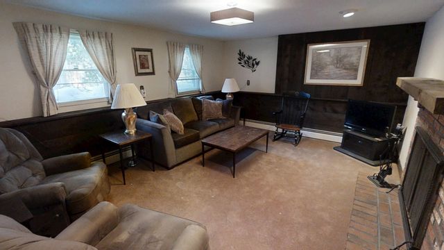 38 East Road, Plaistow, NH 03865