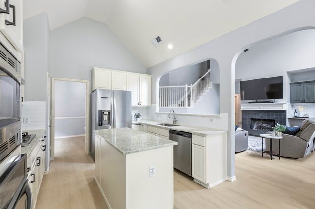 8800 Tiercels Drive, Mckinney, TX 75072