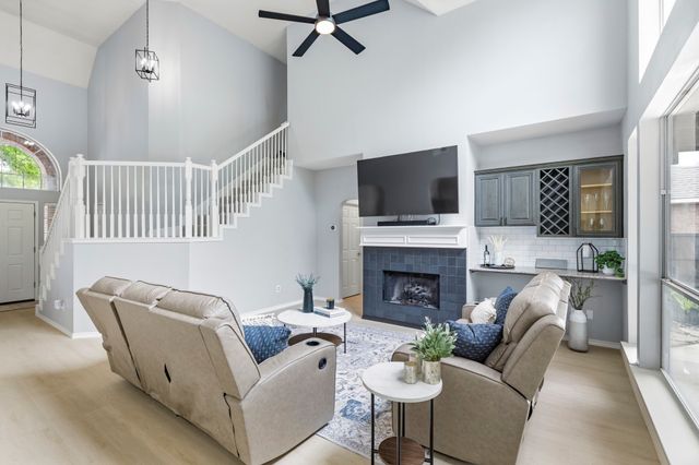 8800 Tiercels Drive, Mckinney, TX 75072