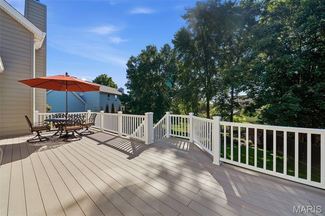 522 Arbor Meadow Drive, Ballwin, MO 63021