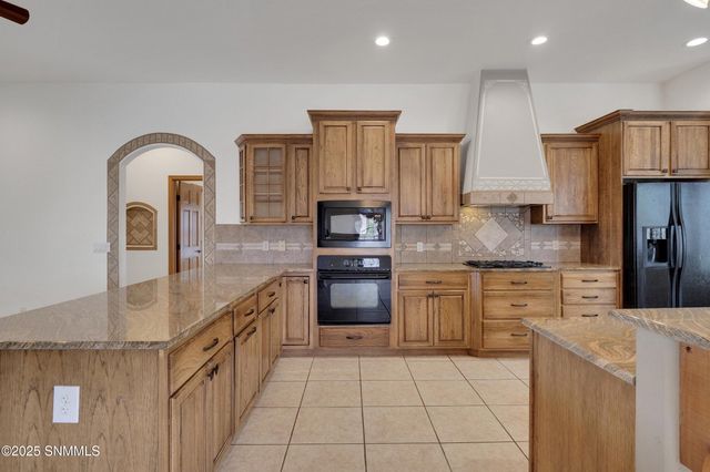 1876 El Presidio Drive, Las Cruces, NM 88011