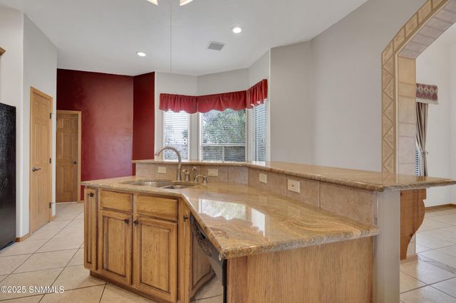 1876 El Presidio Drive, Las Cruces, NM 88011