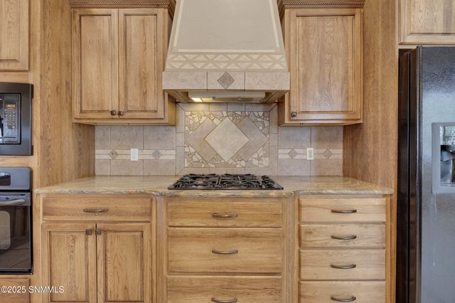 1876 El Presidio Drive, Las Cruces, NM 88011