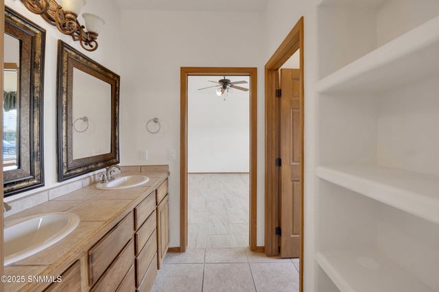 1876 El Presidio Drive, Las Cruces, NM 88011