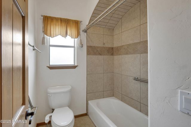 1876 El Presidio Drive, Las Cruces, NM 88011