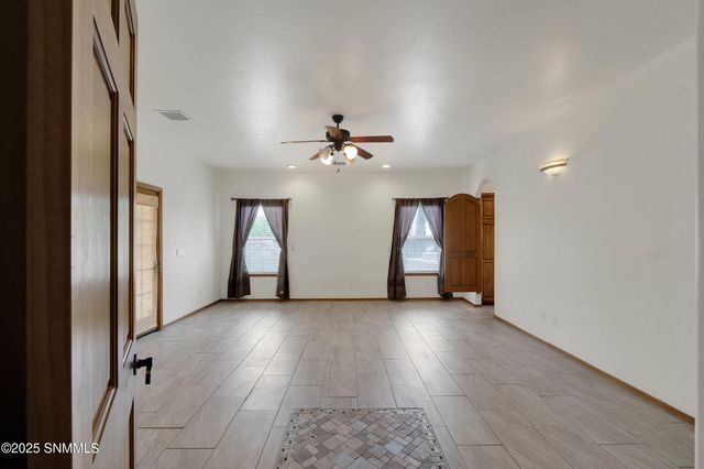 1876 El Presidio Drive, Las Cruces, NM 88011