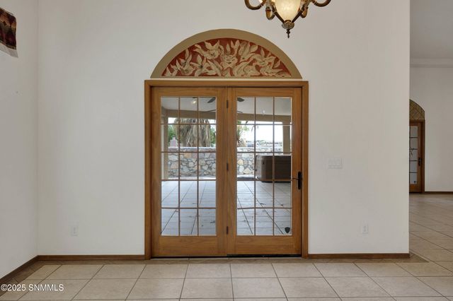 1876 El Presidio Drive, Las Cruces, NM 88011