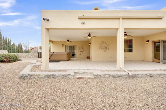 1876 El Presidio Drive, Las Cruces, NM 88011