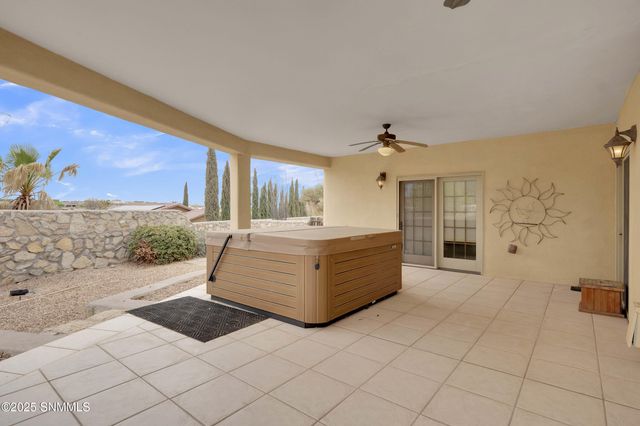 1876 El Presidio Drive, Las Cruces, NM 88011