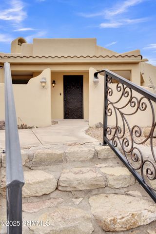 1876 El Presidio Drive, Las Cruces, NM 88011