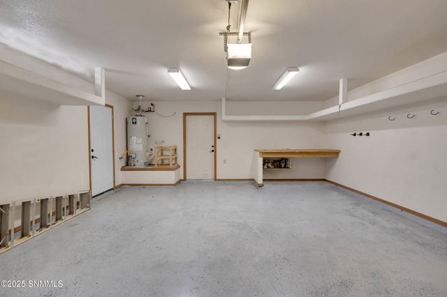 1876 El Presidio Drive, Las Cruces, NM 88011