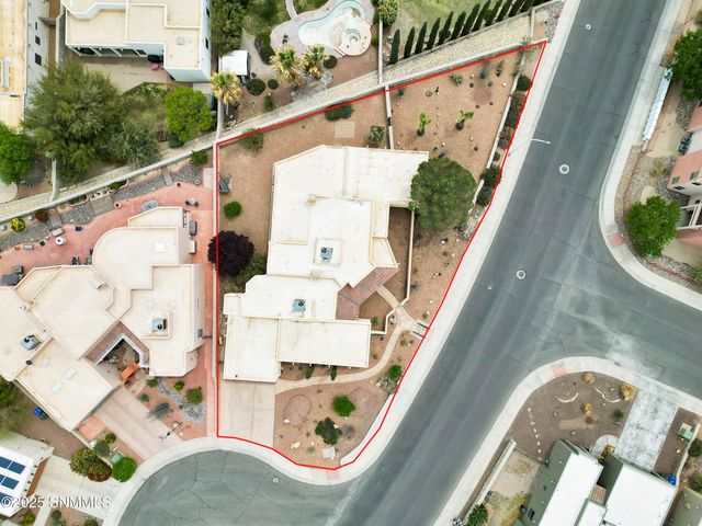 1876 El Presidio Drive, Las Cruces, NM 88011