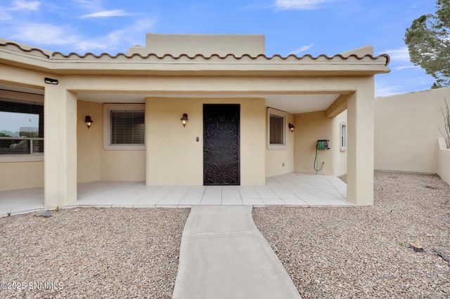 1876 El Presidio Drive, Las Cruces, NM 88011